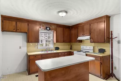 311 Farley Circle, Roanoke Rapids, NC 27870 - Photo 14