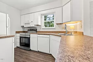 381 Summerwalk Cir, Chapel Hill, NC 27517 - Photo 16