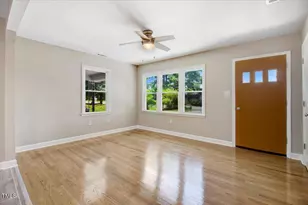 412 E 18th St, Scotland Neck, NC 27874 - Photo 2