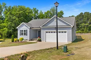66 Amaryllis Ct, Middlesex, NC 27557 - Photo 2