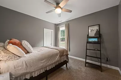 624 E Hatterleigh Avenue, Hillsborough, NC 27278 - Photo 28