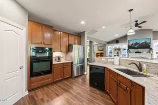 624 E Hatterleigh Ave, Hillsborough, NC 27278 - Photo 18