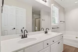 103 Whisper Creek Ct, Cary, NC 27513 - Photo 16