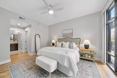 140 W Franklin Street #330, Chapel Hill, NC 27516 - Photo 16