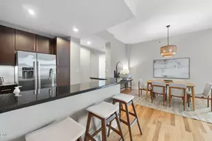 140 W Franklin St, Chapel Hill, NC 27516 - Photo 2