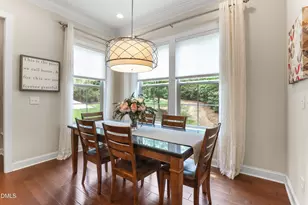 225 Brook Manor Ct, Cary, NC 27513 - Photo 8