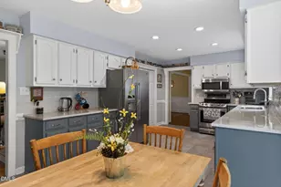 1104 Fallen Oak Dr, Apex, NC 27502 - Photo 4