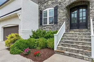 329 Royal Delta Dr, Cary, NC 27519 - Photo 4