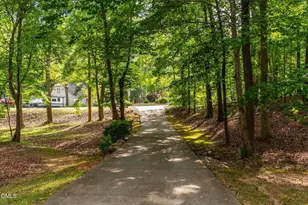 11912 Pembridge Ln, Raleigh, NC 27613 - Photo 12