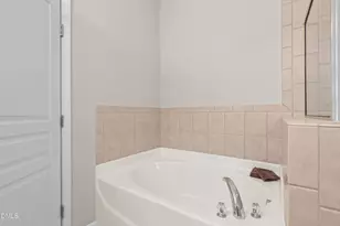 5813 Cameo Glass Way, Raleigh, NC 27612 - Photo 24