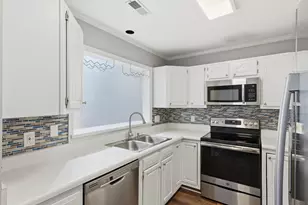 314 Riverwalk Cir, Cary, NC 27511 - Photo 10