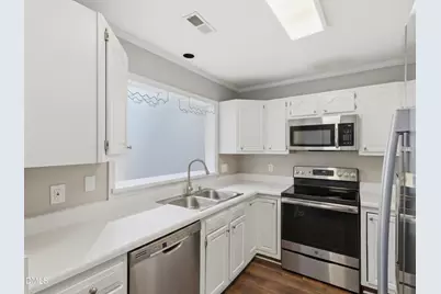 314 Riverwalk Circle, Cary, NC 27511 - Photo 10