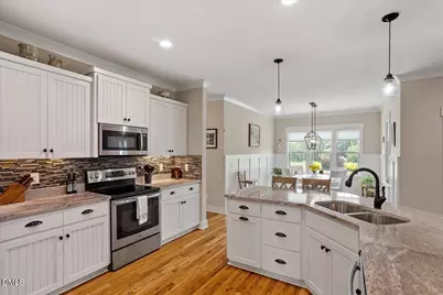 21 Home Run Alley, Benson, NC 27504 - Photo 16