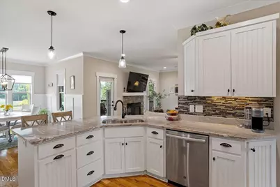 21 Home Run Alley, Benson, NC 27504 - Photo 14