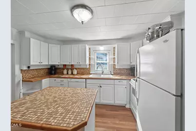 4386 S Highway 301 #E, Four Oaks, NC 27524 - Photo 8