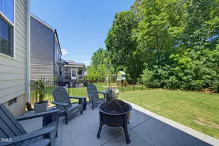 7224 Villoria Ln, Raleigh, NC 27617 - Photo 44