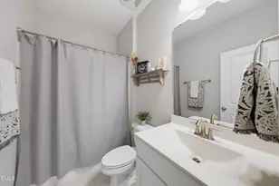 7224 Villoria Ln, Raleigh, NC 27617 - Photo 6