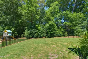 7224 Villoria Ln, Raleigh, NC 27617 - Photo 46