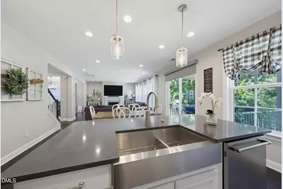 7224 Villoria Lane, Raleigh, NC 27617 - Photo 18