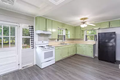 103 E Rose Street, Smithfield, NC 27577 - Photo 12