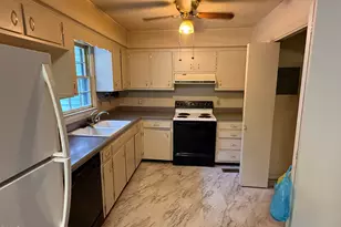 302 N Gaylee Lake Dr, Wendell, NC 27591 - Photo 4