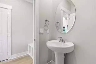 3500 Blythedale Ln, Raleigh, NC 27616 - Photo 16