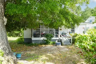 604 S Main St, Louisburg, NC 27549 - Photo 2