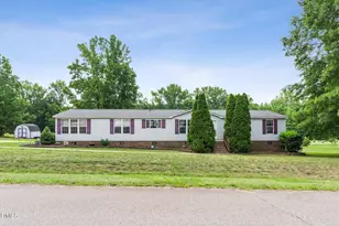 309 S Gattis Dr, Clayton, NC 27527 - Photo 6