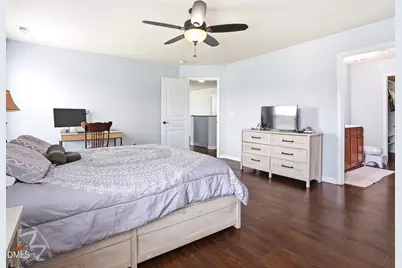 8128 Hovingham Way, Raleigh, NC 27616 - Photo 16