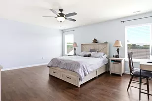 8128 Hovingham Way, Raleigh, NC 27616 - Photo 6