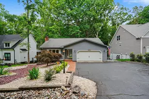 5131 Cardinal Cir, Sanford, NC 27332 - Photo 2