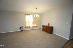2718 Summer Stream Dr, Raleigh, NC 27610 - Photo 4