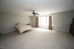 2718 Summer Stream Dr, Raleigh, NC 27610 - Photo 12