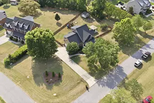 101 Caledonia Ln, Clayton, NC 27520 - Photo 6