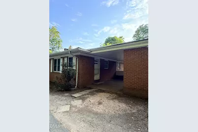 611 E Raleigh Street, Siler City, NC 27344 - Photo 2