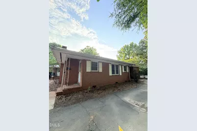 611 E Raleigh Street, Siler City, NC 27344 - Photo 4
