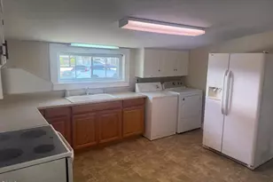 265 Iris Bryant Rd, Erwin, NC 28339 - Photo 8