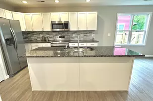 105 Hunter Pl, Carrboro, NC 27510 - Photo 6