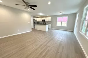 105 Hunter Pl, Carrboro, NC 27510 - Photo 4