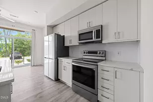 2441 Campus Shore Dr, Raleigh, NC 27606 - Photo 14