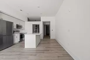 2441 Campus Shore Dr, Raleigh, NC 27606 - Photo 10