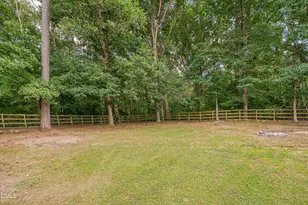 416 Creekbluffs Dr, Fuquay Varina, NC 27526 - Photo 28