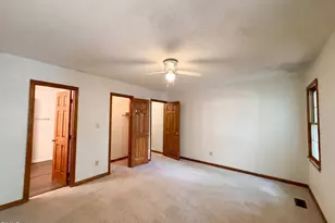 9425 Cartersville Ct, Raleigh, NC 27617 - Photo 4