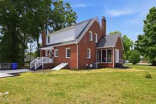 227 W Corbin St, Hillsborough, NC 27278 - Photo 12