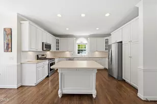 201 Ketrick Ct, Cary, NC 27519 - Photo 12