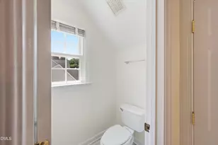 201 Ketrick Ct, Cary, NC 27519 - Photo 32