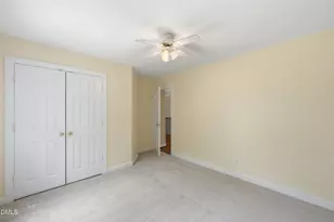 201 Ketrick Ct, Cary, NC 27519 - Photo 38