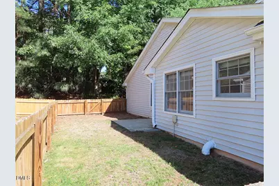205 Standish Drive, Chapel Hill, NC 27517 - Photo 8
