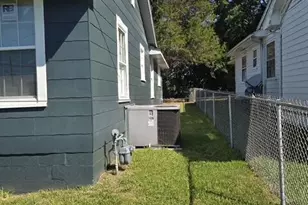 124 Sycamore St, Oxford, NC 27565 - Photo 16