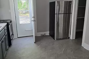 124 Sycamore St, Oxford, NC 27565 - Photo 6